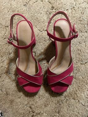 Jellypop Pink Crisscross Heels